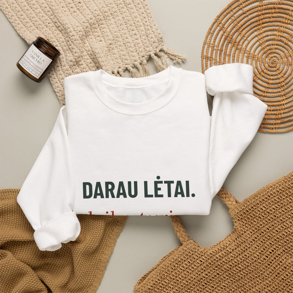 Džemperis be gobtuvo „Darau lėtai. Laiko turiu“ – Gildan 18000 gaminio vaizdas 5