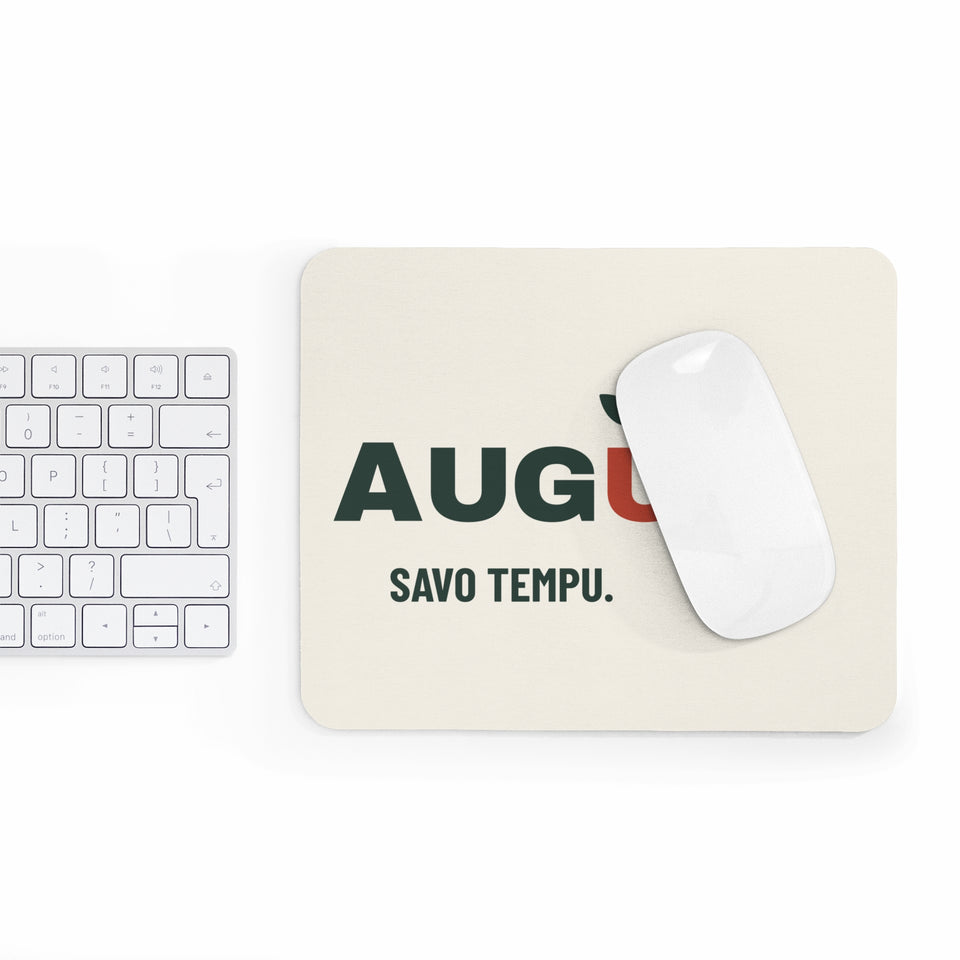 Pelės kilimėlis „Augu savo tempu“ ant stalo