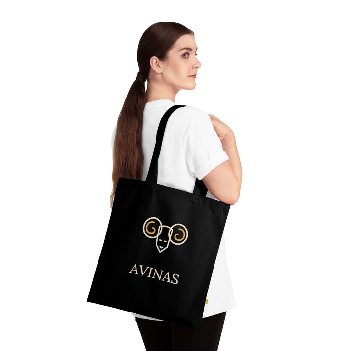Avinas