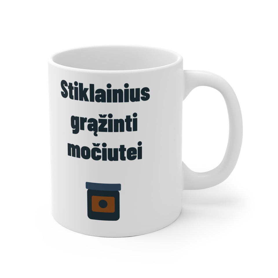 Stiklainius grąžinti močiutei