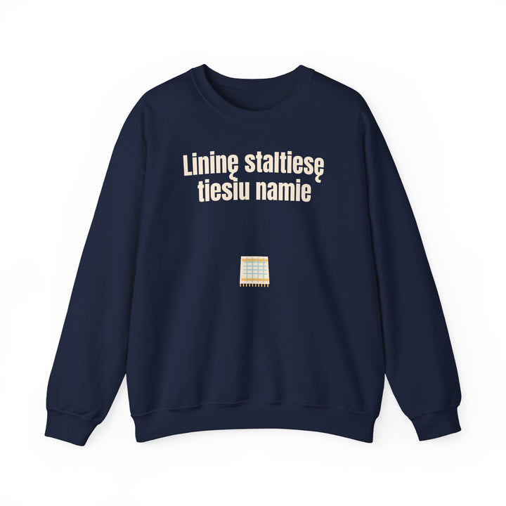 Lininę staltiesę tiesiu namie