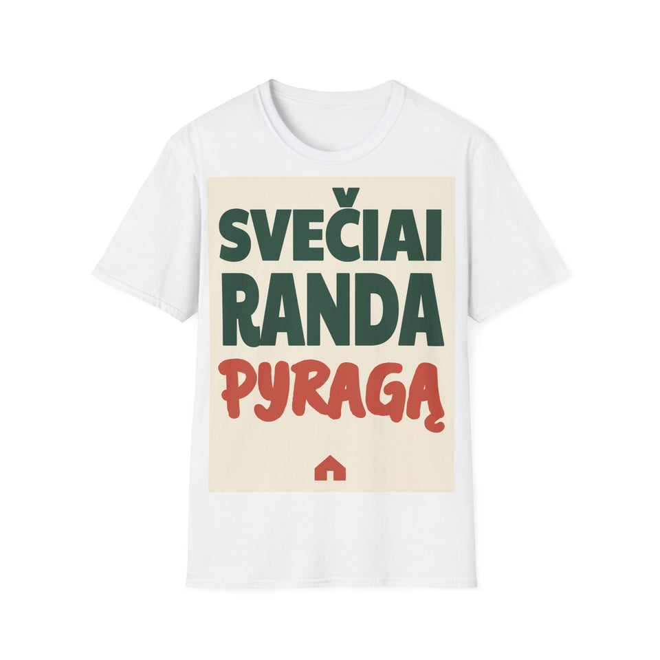 Svečiai randa pyragą.