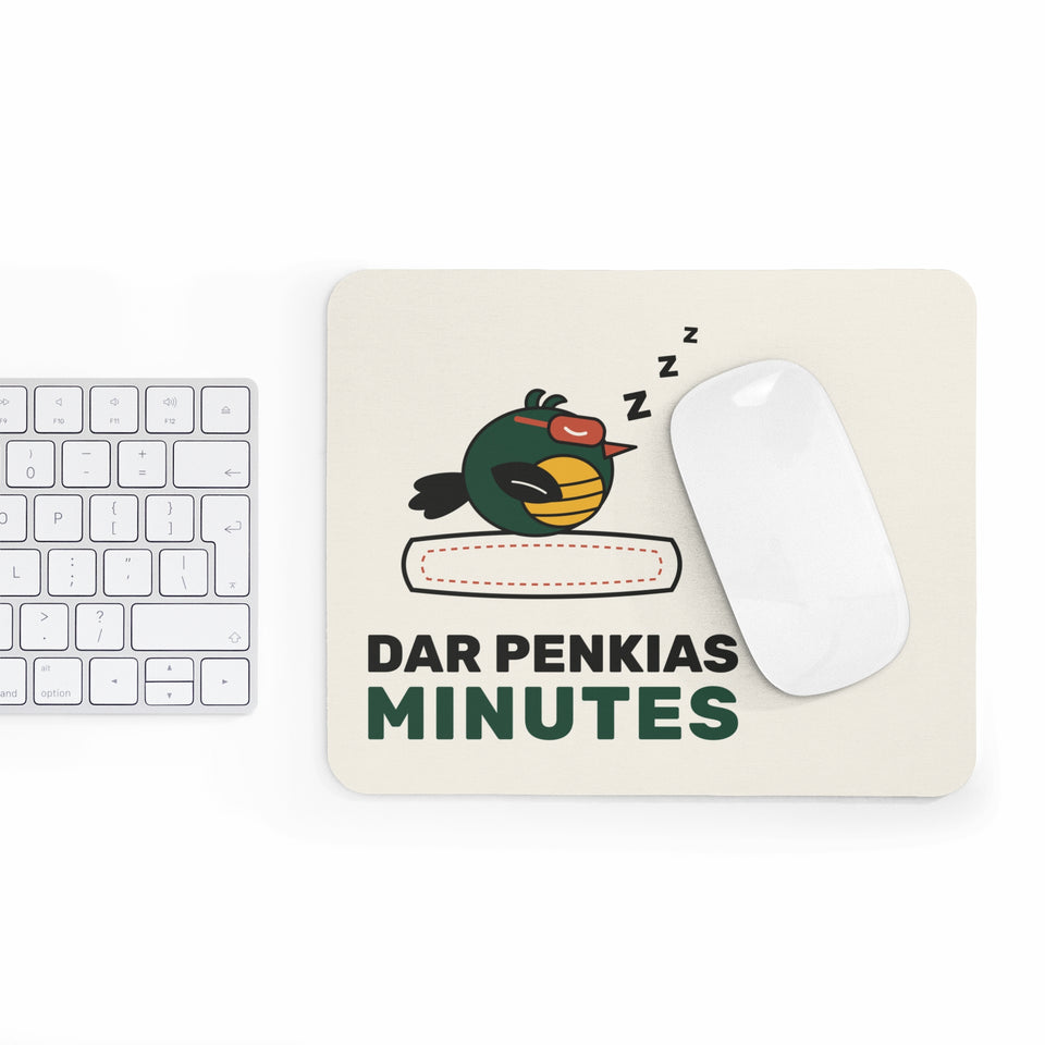 Pelės kilimėlis „Dar penkias minutes“ ant stalo