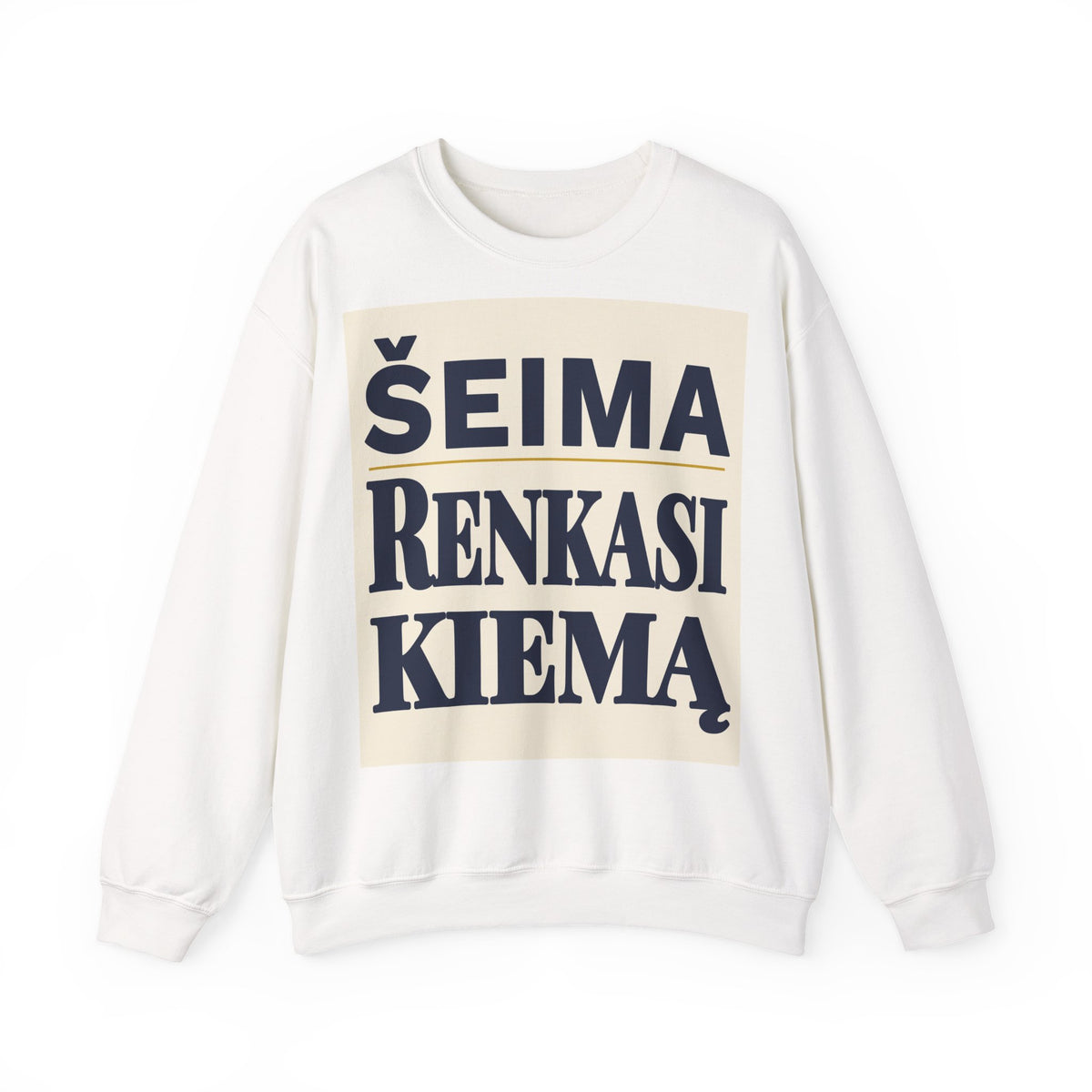 Šeima renkasi kiemą.