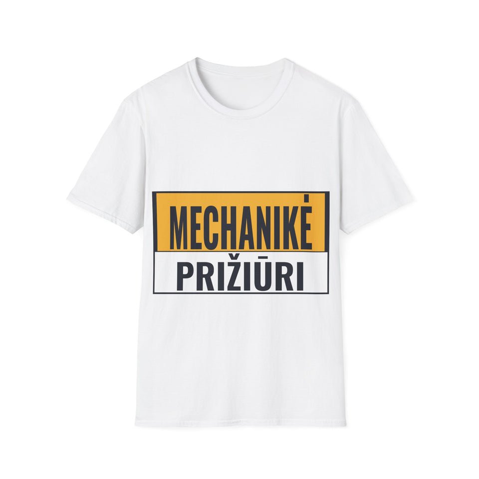 Mechanikė prižiūri.