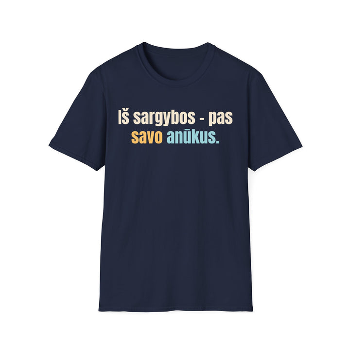 Iš sargybos – pas savo anūkus.