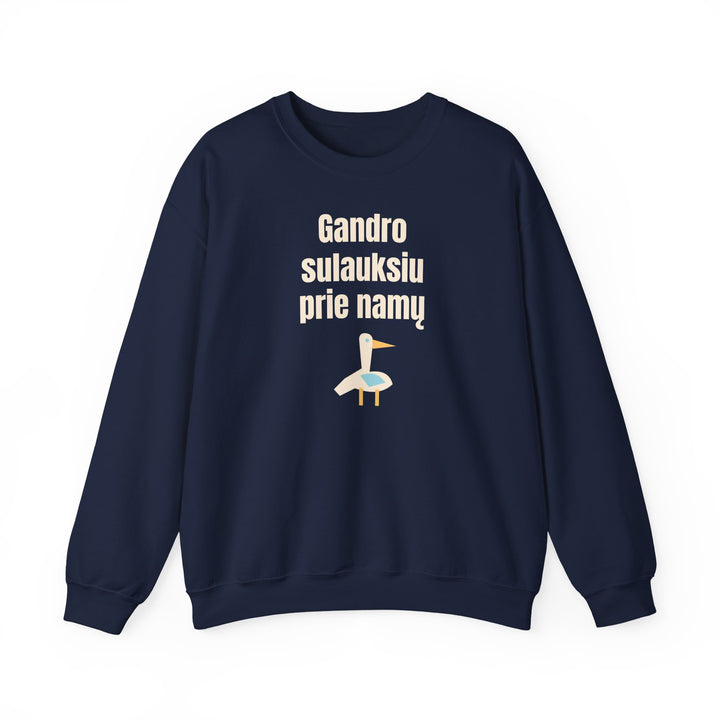 Gandro sulauksiu prie namų