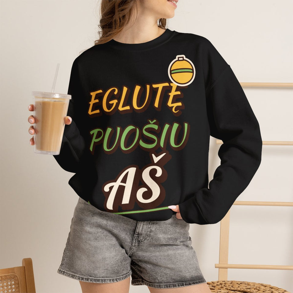 Eglutę puošiu aš – džemperis, ant modelio
