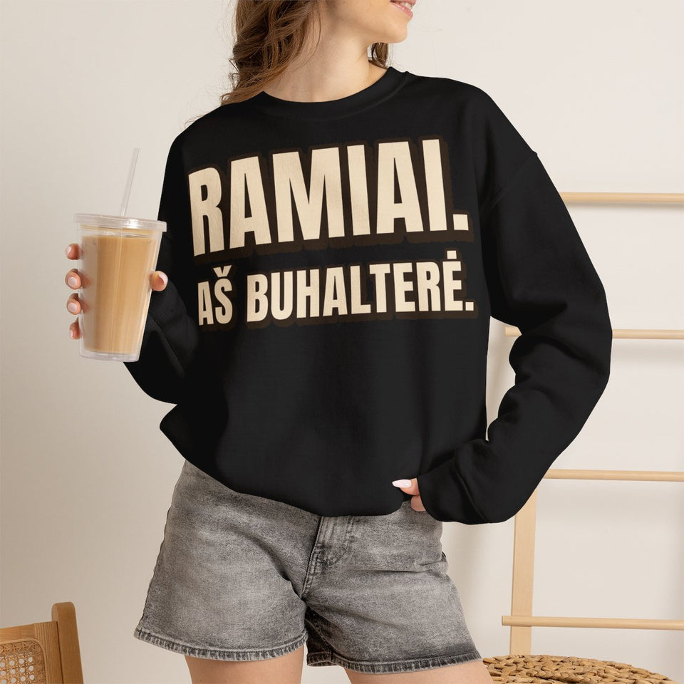 Ramiai. Aš buhalterė. – džemperis ant modelio