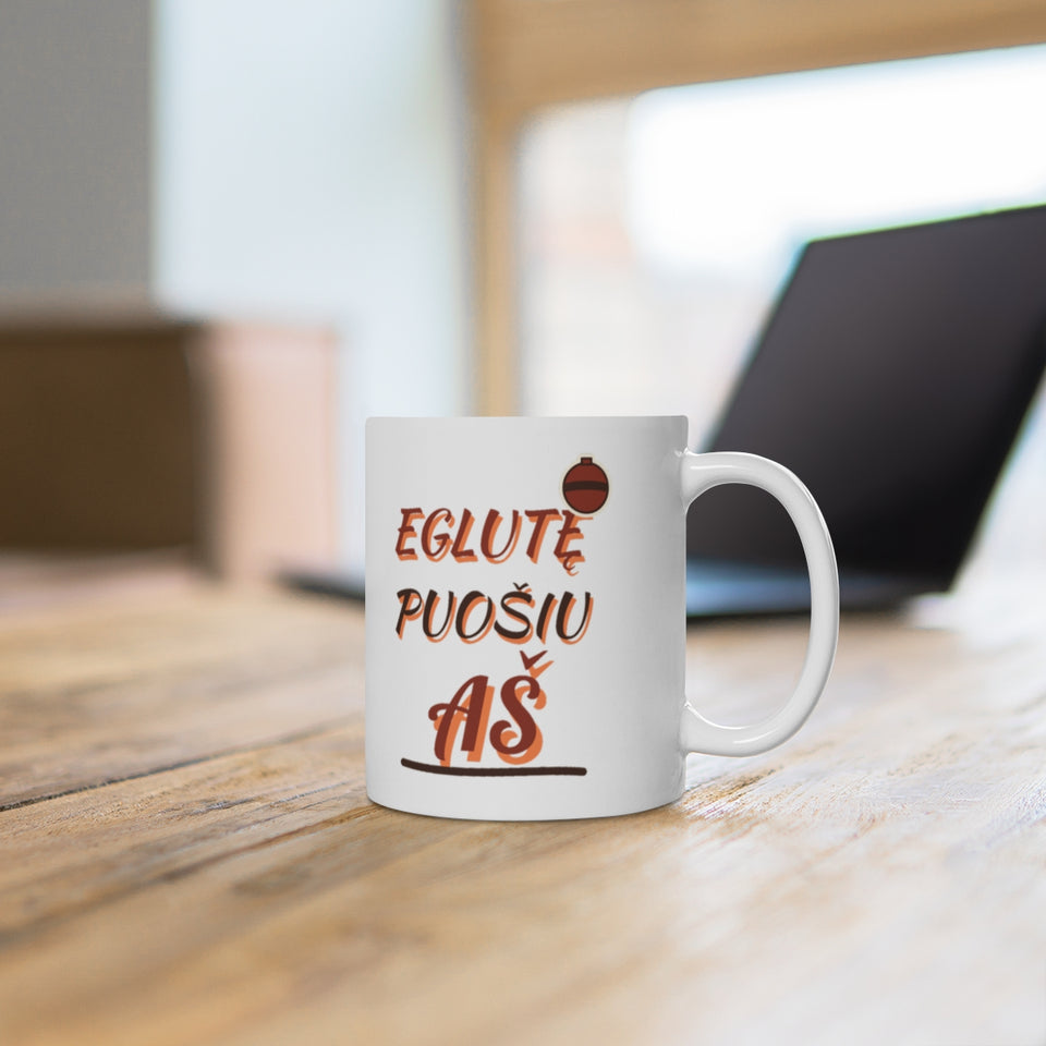 Eglutę puošiu aš – Balta