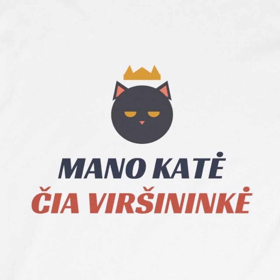 Ilgarankoviai marškinėliai „Mano katė čia viršininkė“ – užrašas iš arti