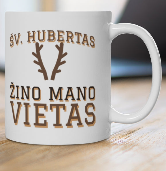 Šv. Hubertas žino mano vietas — puodelis, spaudos pusė iš arti