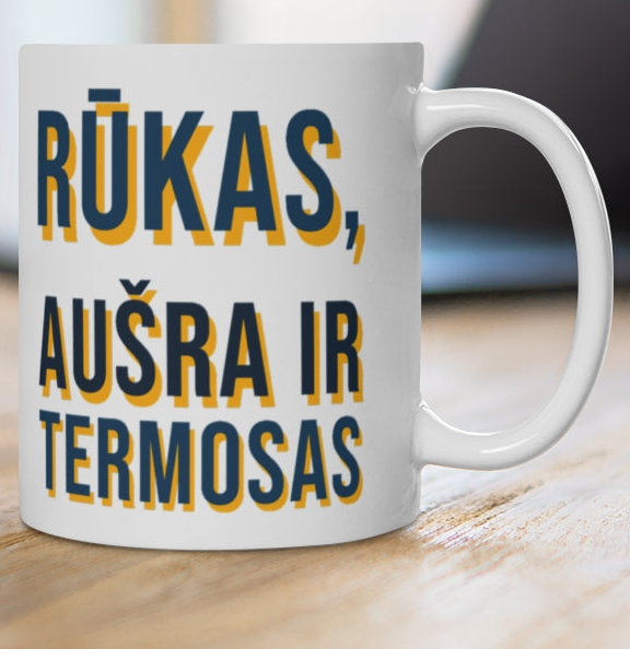 Rūkas, aušra ir termosas — puodelis, spaudos pusė iš arti