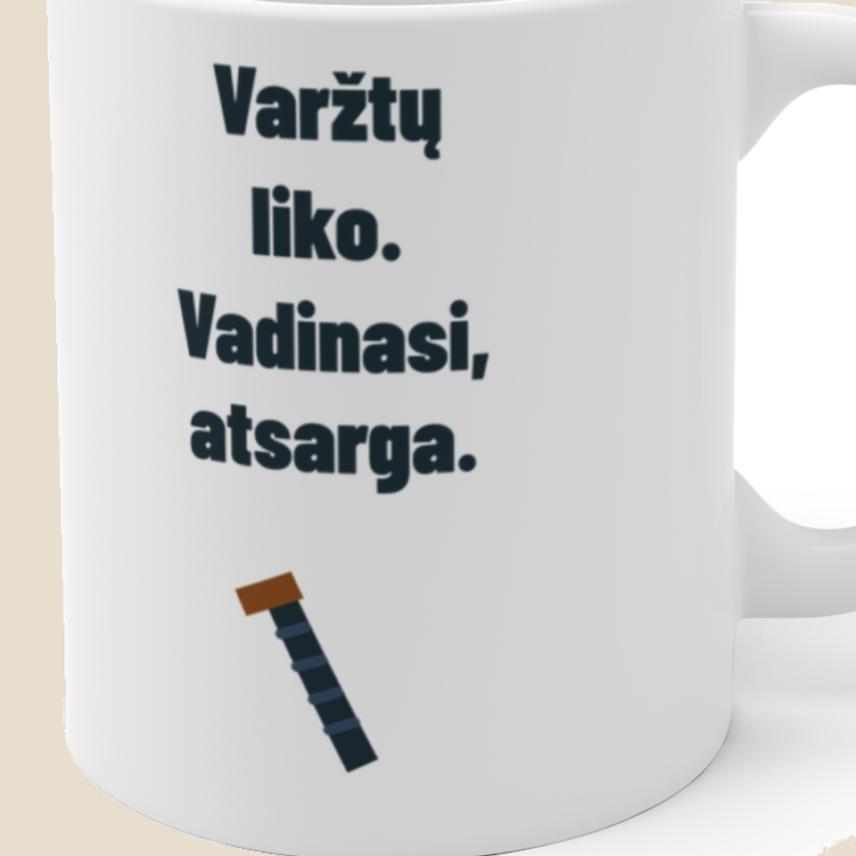 Varžtų liko. Vadinasi, atsarga. — Puodelis, artimas spaudos vaizdas
