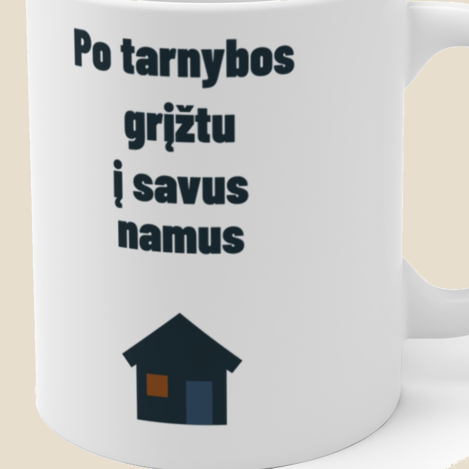 Po tarnybos grįžtu į savus namus — Puodelis, artimas spaudos vaizdas