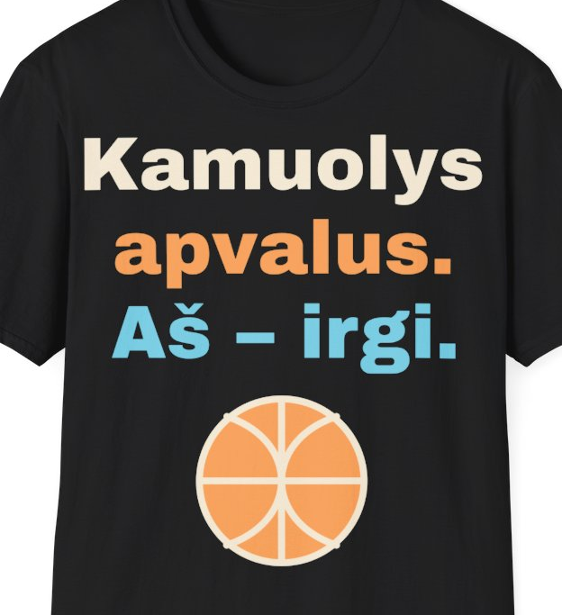 Kamuolys apvalus. Aš – irgi. – Marškinėliai, artimas spaudos vaizdas