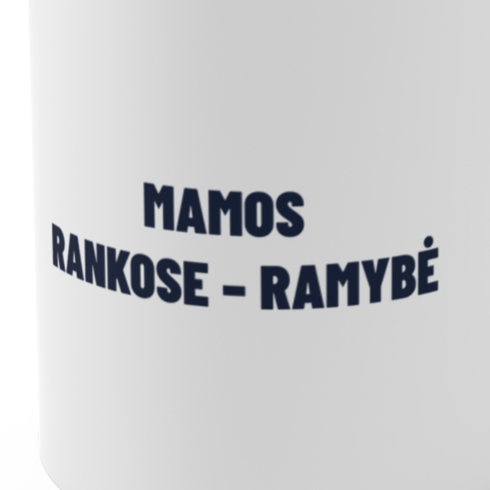 Mamos rankose – ramybė · Puodelis