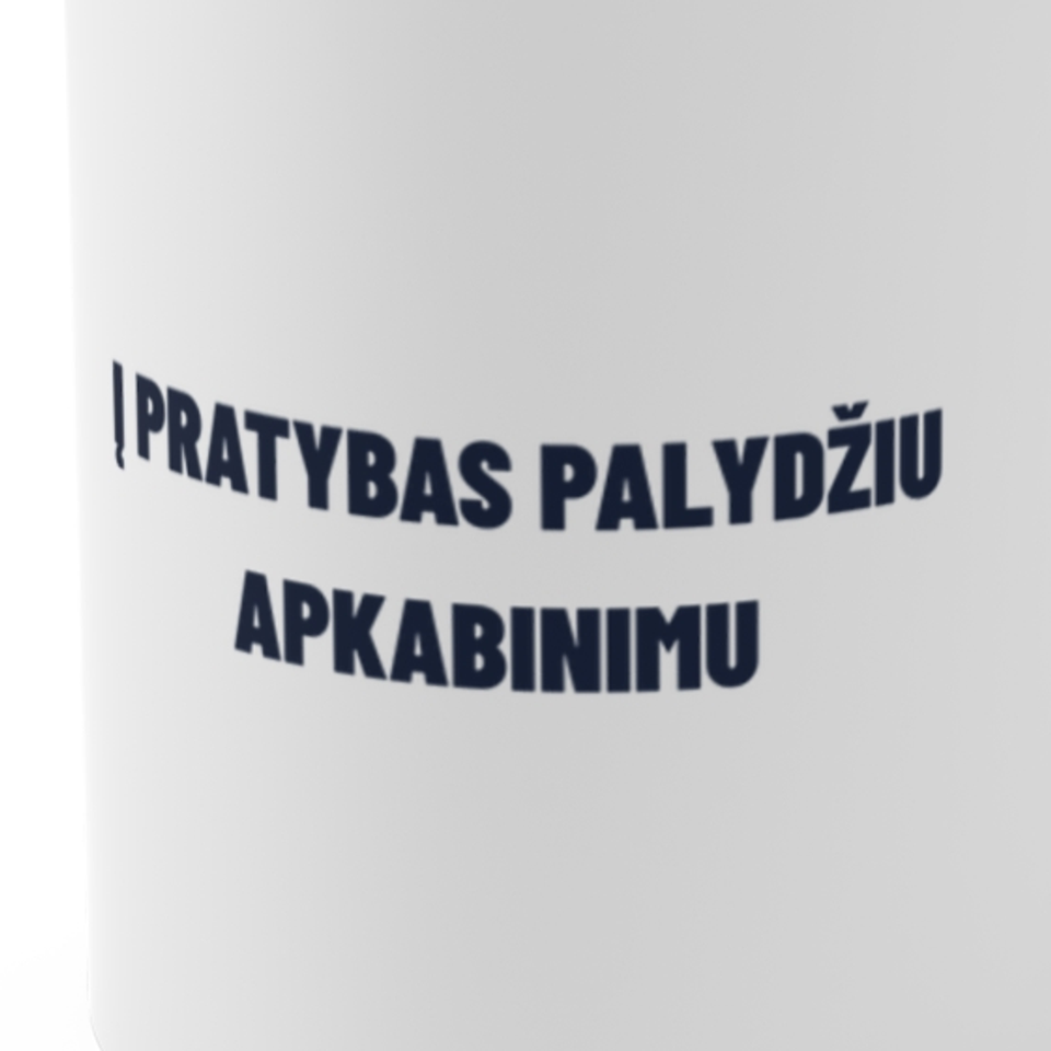 Į pratybas palydžiu apkabinimu · Puodelis