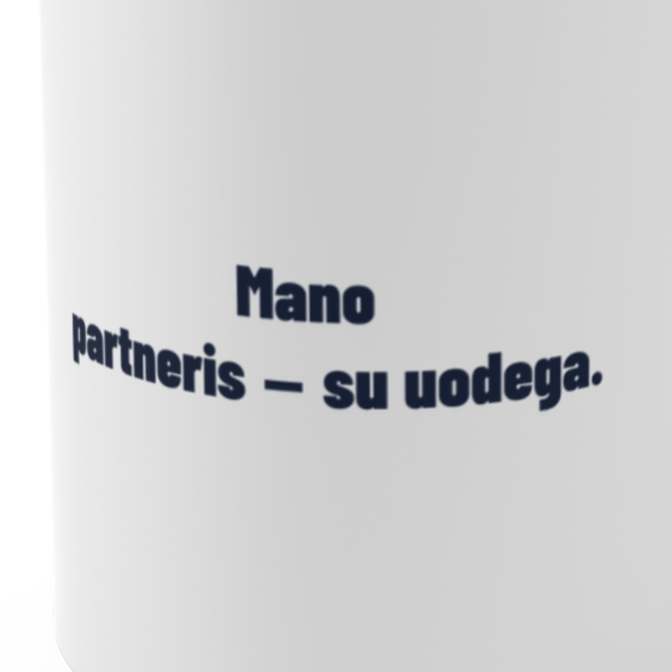 Mano partneris – su uodega. · Puodelis