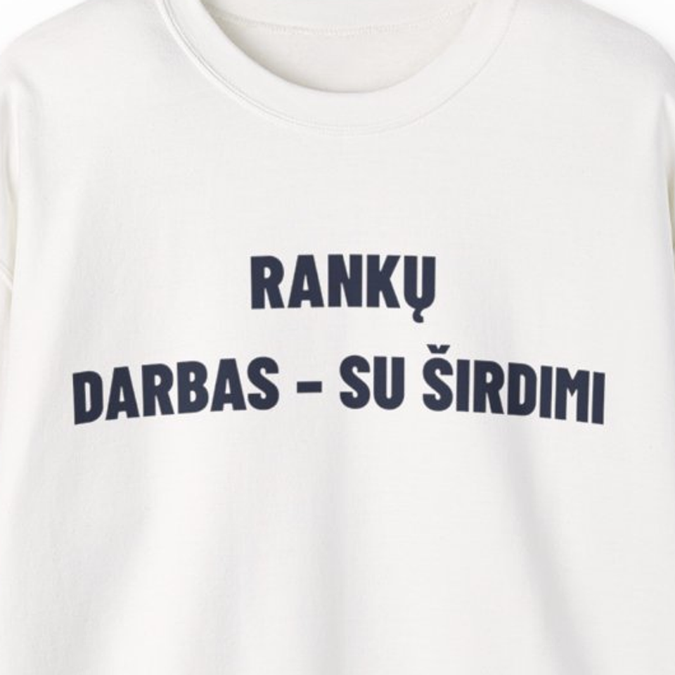 Rankų darbas – su širdimi · Džemperis
