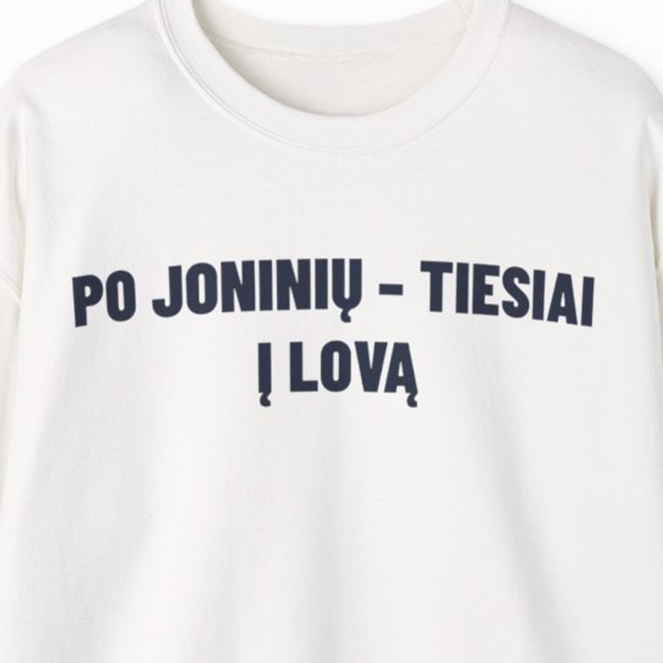 Po Joninių – tiesiai į lovą · Džemperis