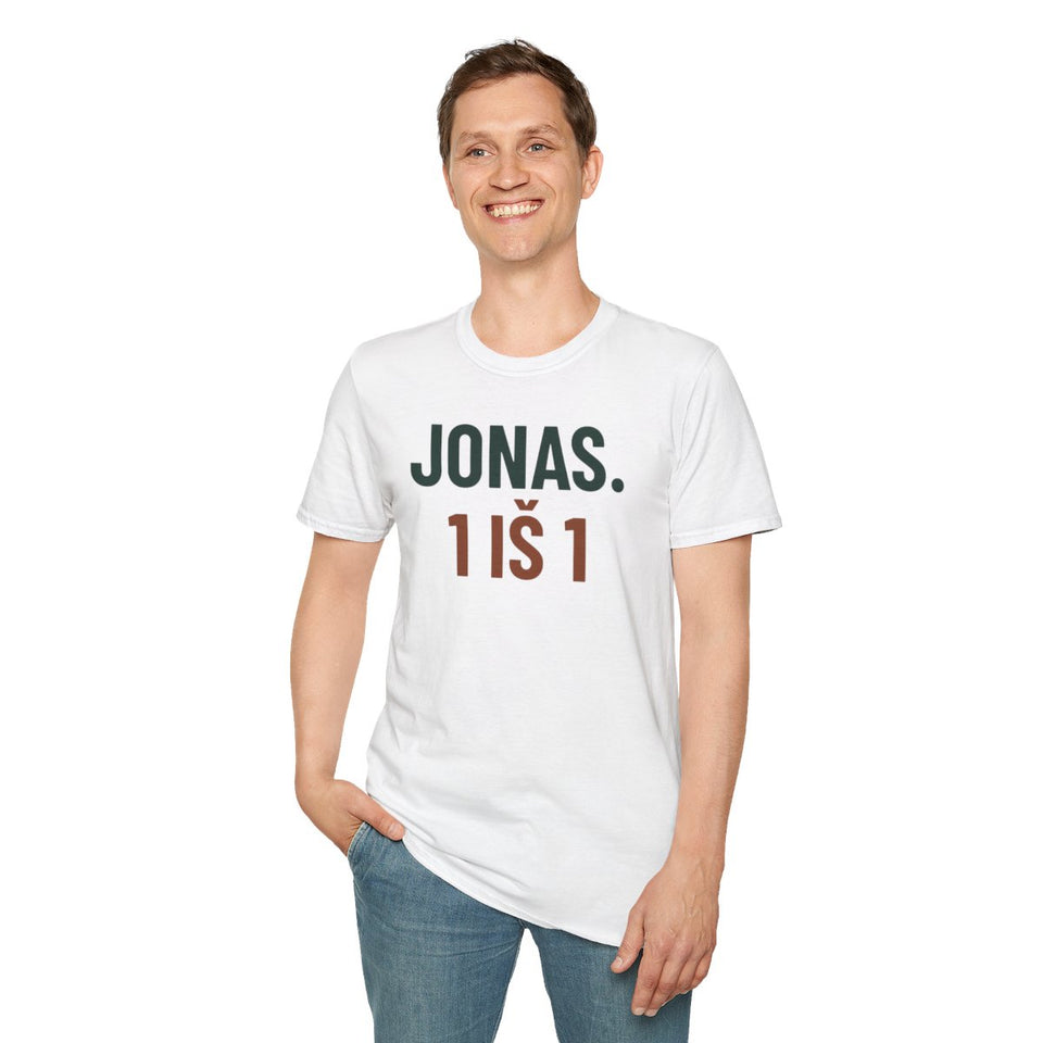 Jonas. 1 iš 1 – marškinėliai ant modelio
