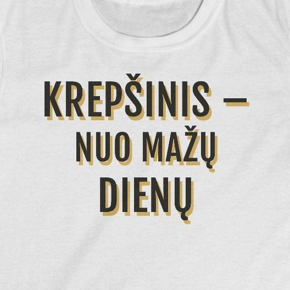 Vaikiški marškinėliai „Krepšinis – nuo mažų dienų“ – užrašas iš arti