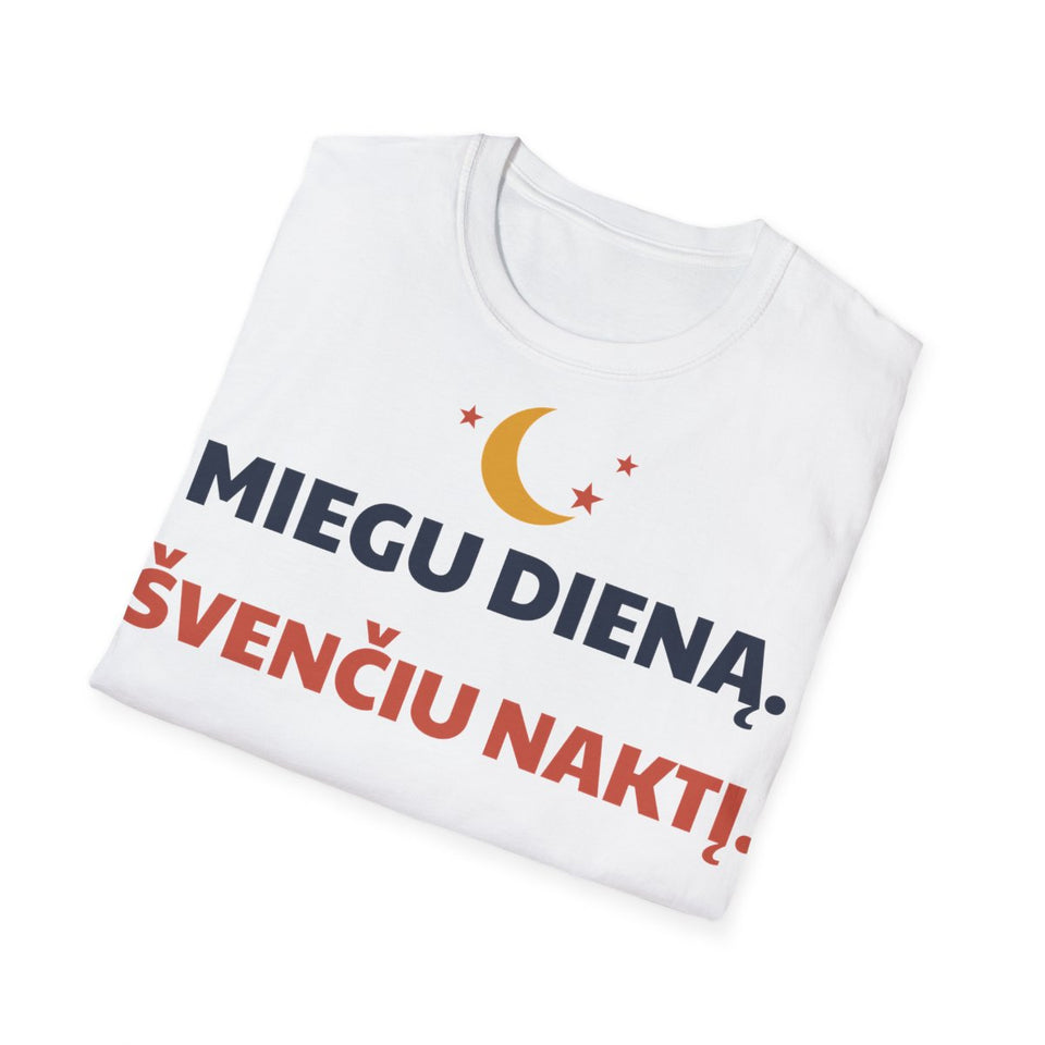 Miegu dieną. Švenčiu naktį. – marškinėliai, sulankstyti