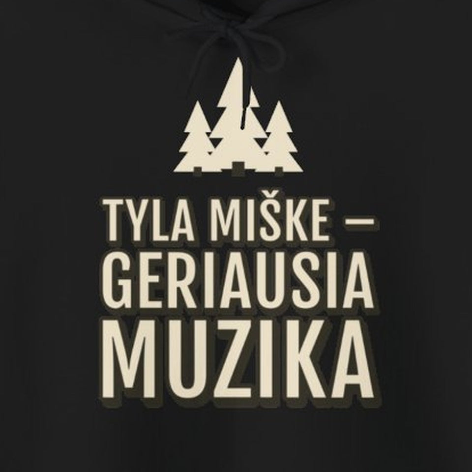 Džemperis su gobtuvu „Tyla miške – geriausia muzika“ – užrašo artimas planas